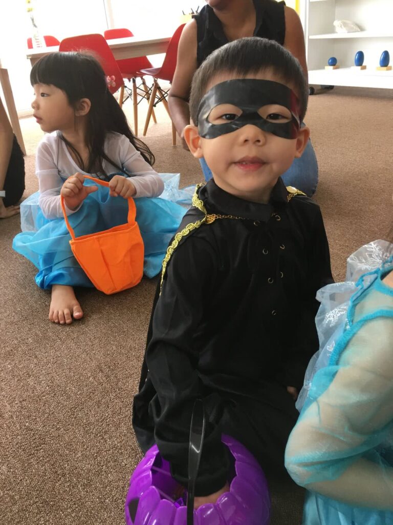 2016-Halloween-Montessori-Kids-Academy-38-e1524117905742