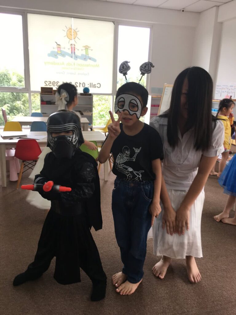 2017-Halloween-Montessori-Kids-Academy-12-e1525057246853