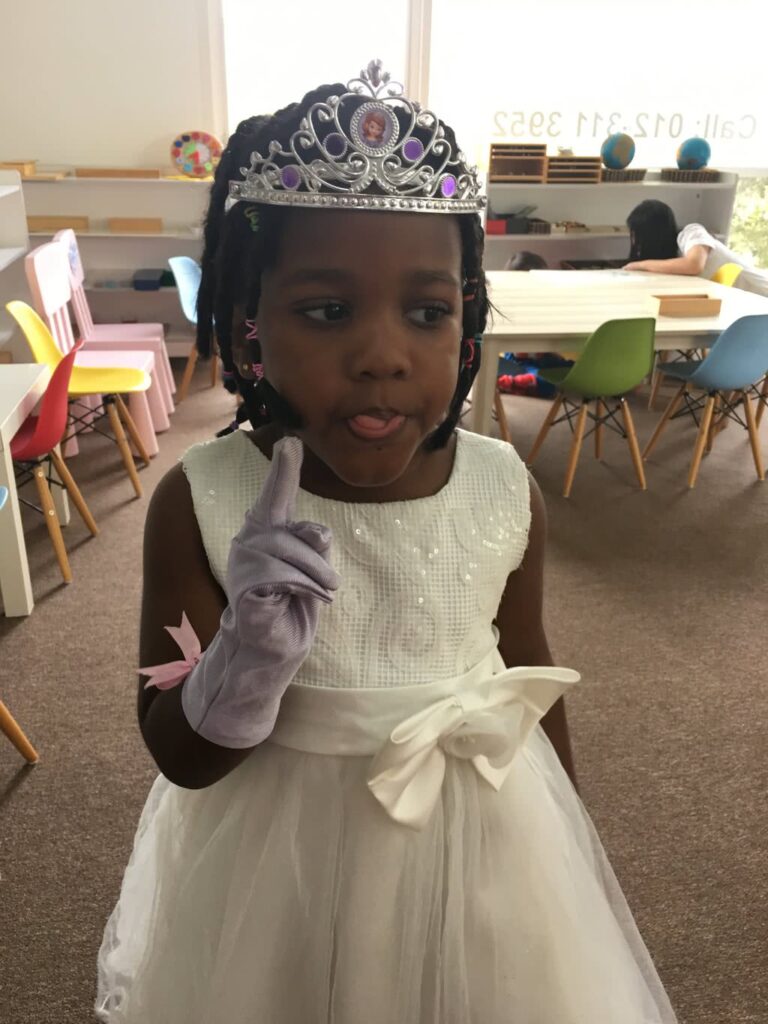 2017-Halloween-Montessori-Kids-Academy-46-e1525055568798